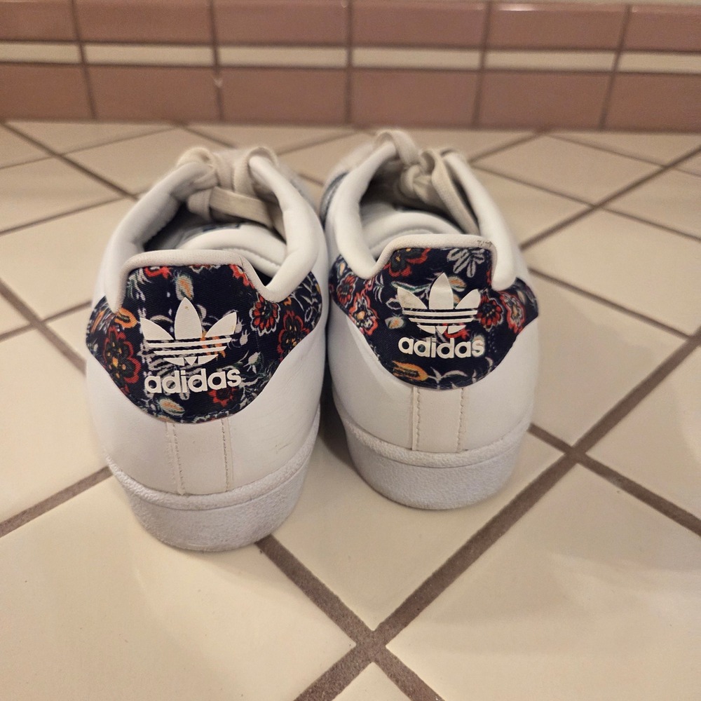 Adidas Superstar White Navy Floral Paisley Heel Sneakers S80481 Womens 7.5 - Picture 4 of 6